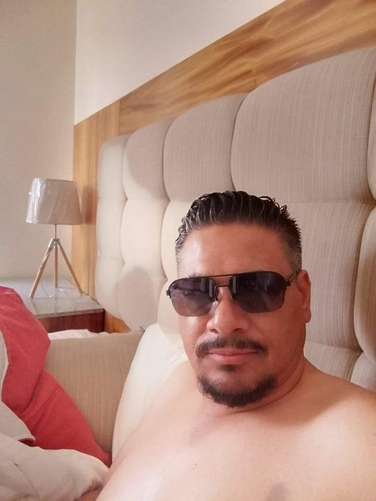 <em><strong>Carlos Torres</strong></em>